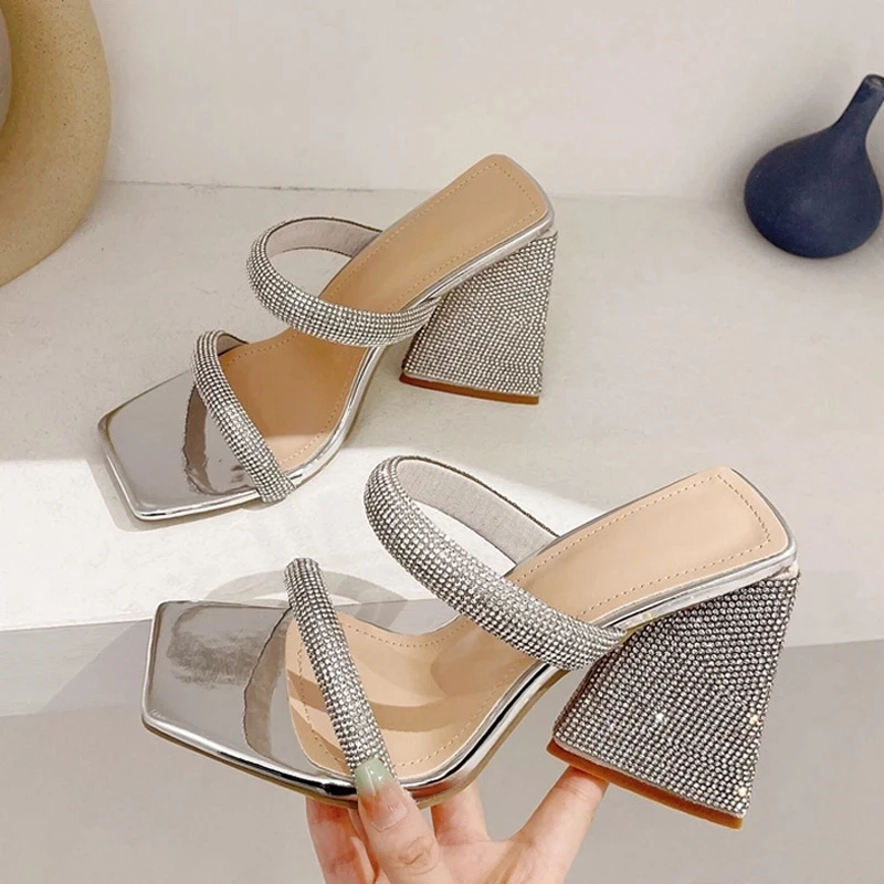 Glitter Rhinestones Triangle Thick Heel Slippers Sexy Street Woman Square Toe Dress Party Shoes New Summer Sandal Runway Style