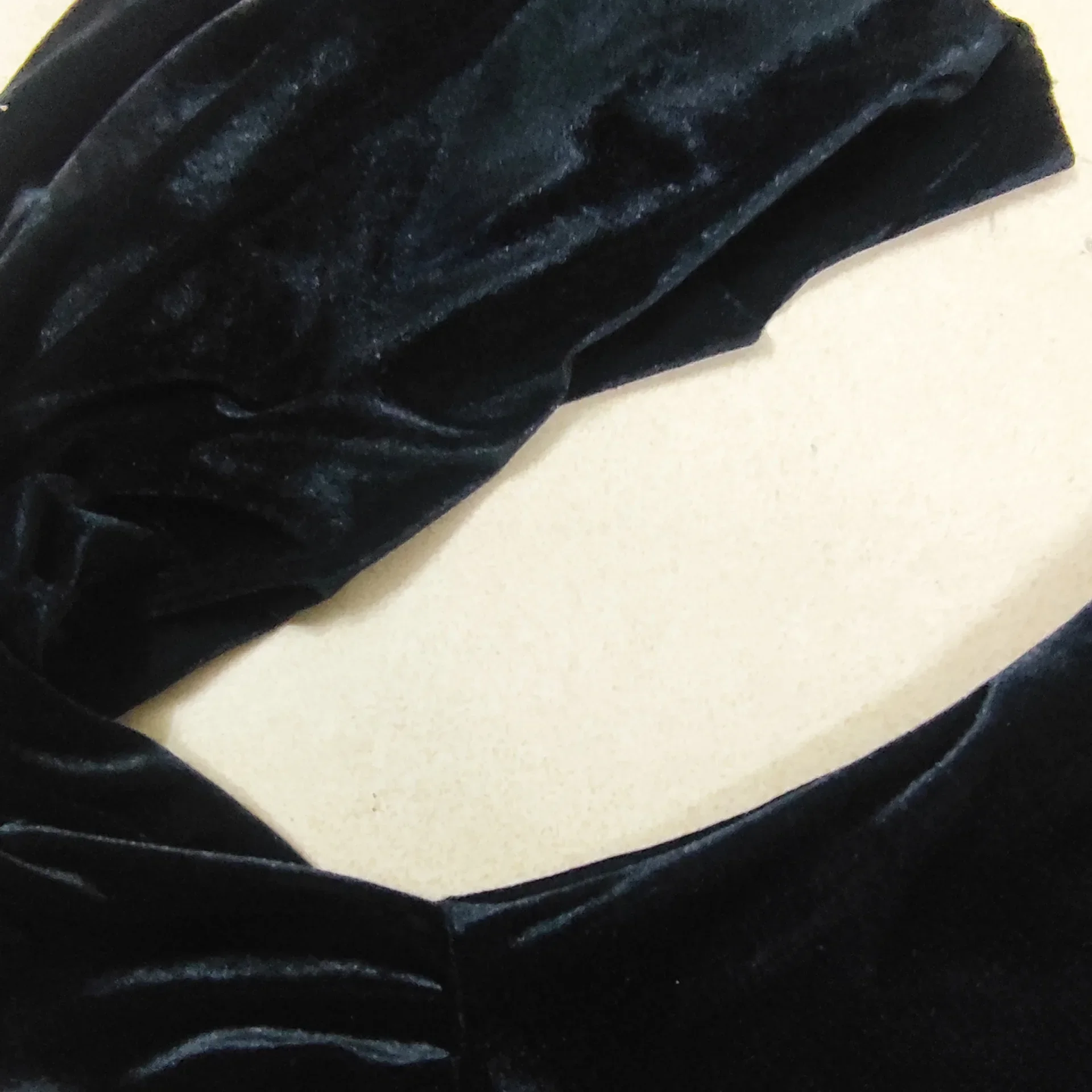 رداء de Sirène Morticia Gothique Noire Rétro en Velours pour Femme، زي الهالوين