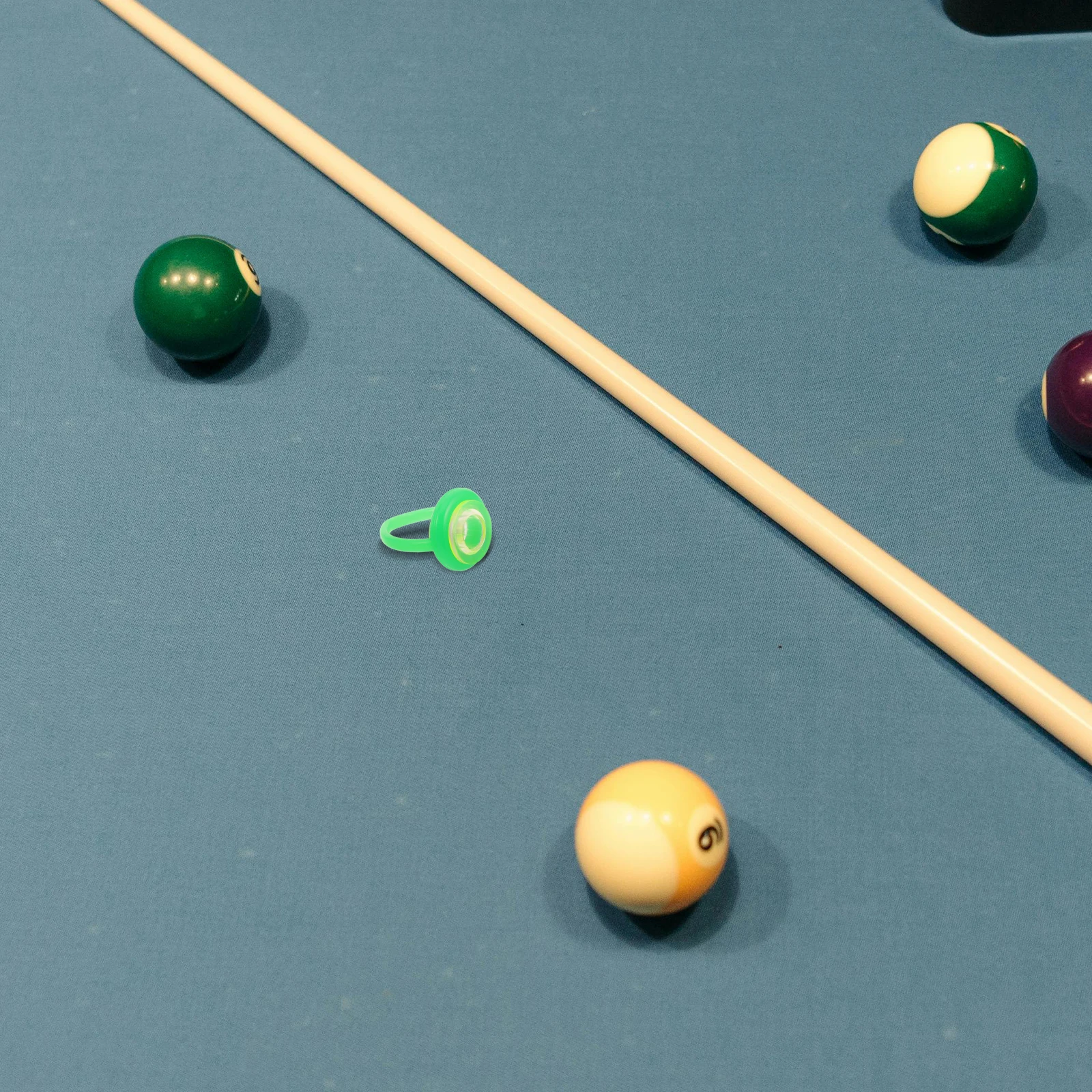 10Pcs Pool Cue Wall Rack Strong Plastic Billiard Stick Holder for Table Storage Compact Design Fits Multiple Cues Convenient