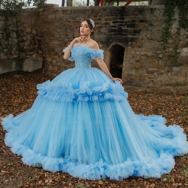 

Sky Blue Ball Gown Quinceanera Dresses Off Shoulder Beading Crystal Tiered Tull Party Birthday Sweet 16 Vestidos 15 De Anos