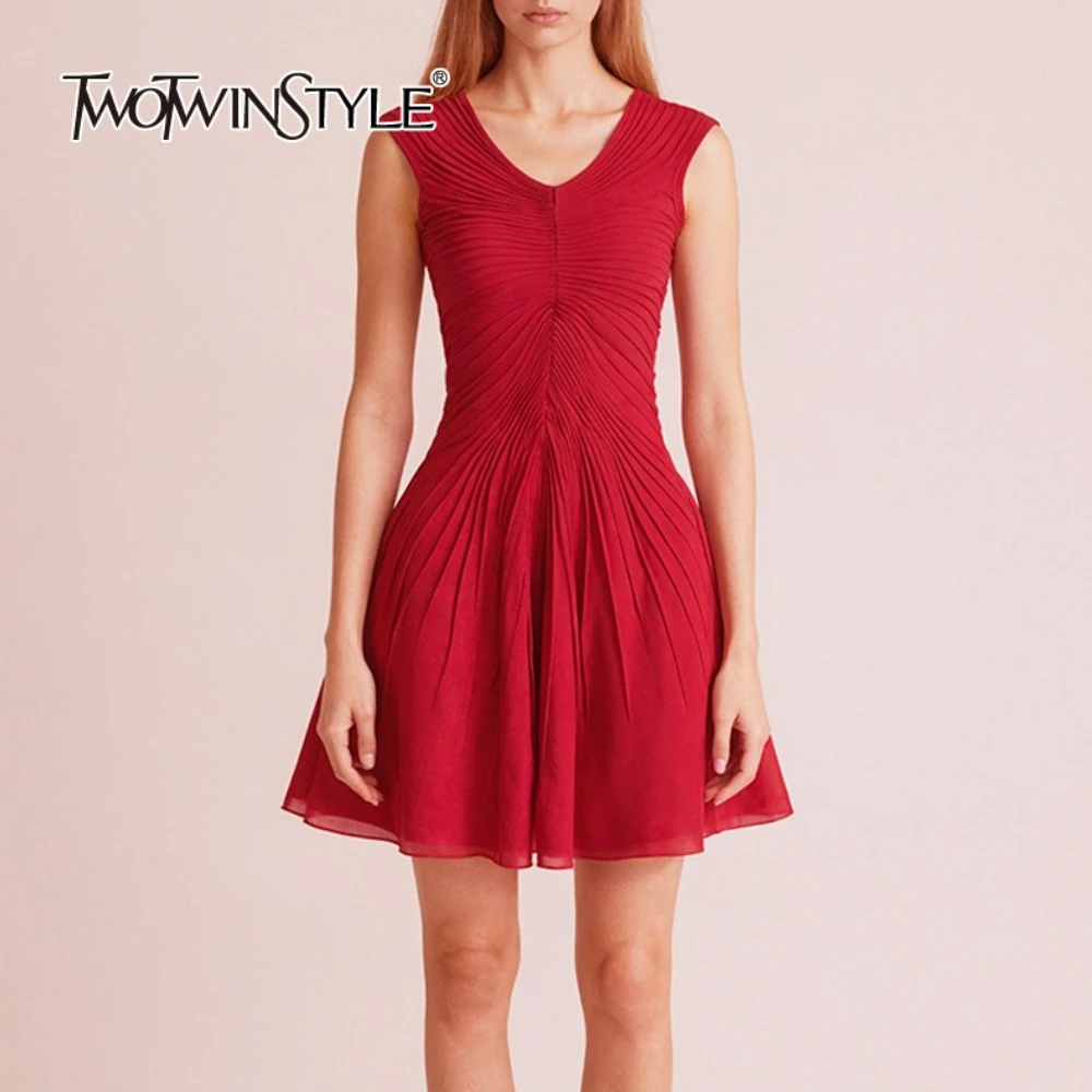 

TWOTWINSTYLE Solid Slimming Spliced Folds Knit Dresses for Women V Neck Sleeveless Temperament Dress Female Fashion Clothing New