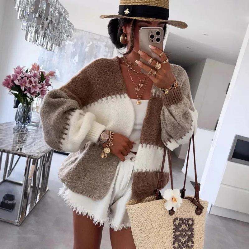 

Fashion Street Style Sweater Cardigan 2025 Autumn Winter Knitted Color Matching Long Sleeved Sweater Jacket Casual Top for Women