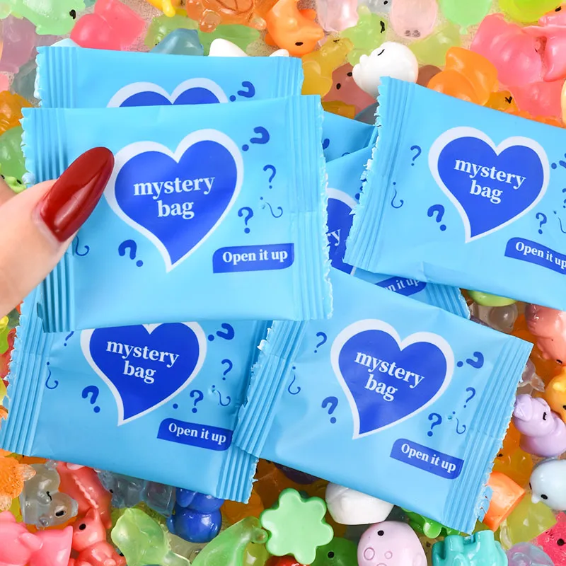 50 قطعة أكياس مفاجأة أعمى توهج في الظلام صغيرة الراتنج الحيوانات أكياس أعمى الجنية حديقة ديكور المشهد الصغير هدايا عيد الميلاد