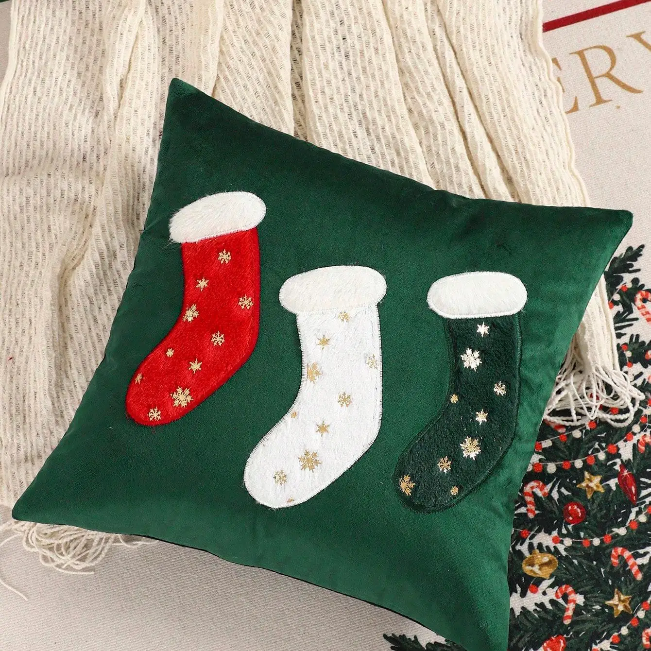 Cartoon Christmas Pillowcase New Dutch Velvet Pillow Cover Christmas Stocking Christmas Cushion Cover Pillowcase