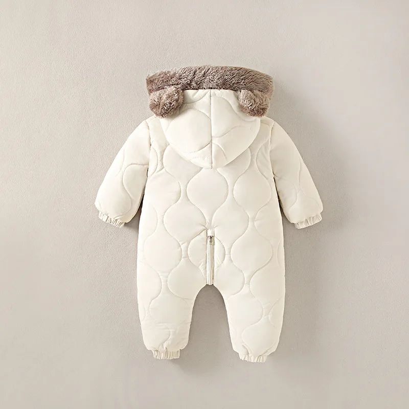 Neuer süßer Baby-Winteroverall mit Bärenohren und Kapuze, Kälteschutz-Skibekleidung, verdickte Baumwolle und Samt-Innenseite, Neugeborenen-Jumpsuit 0-2 Jahre – Detail 25
