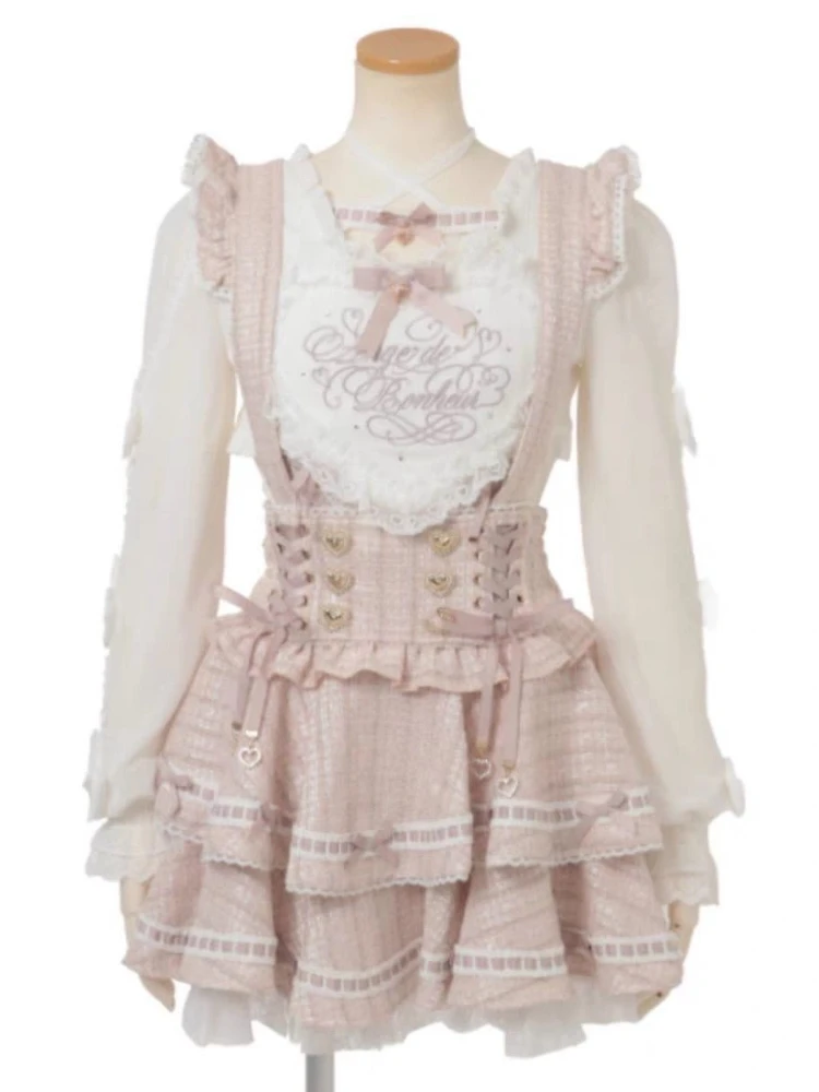 

Японский милый комплект в стиле лолита: кружевное платье на бретелях с вышивкой в виде сердечек и короткая юбка. Новинка 2026 года. Наряд для девочек в стиле кавайи, принцессы.