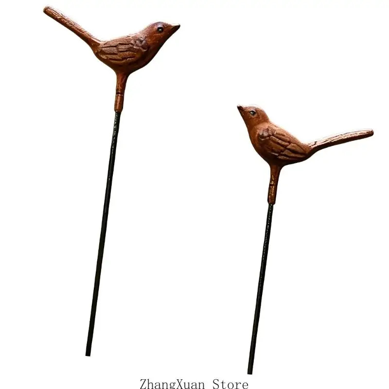 Vogel-Gartenpfähle, Set mit 2 Rasenkantenstücken aus Eisen mit gealterter brauner Oberfläche für Töpfe, Blumenreihen und – Detail 9