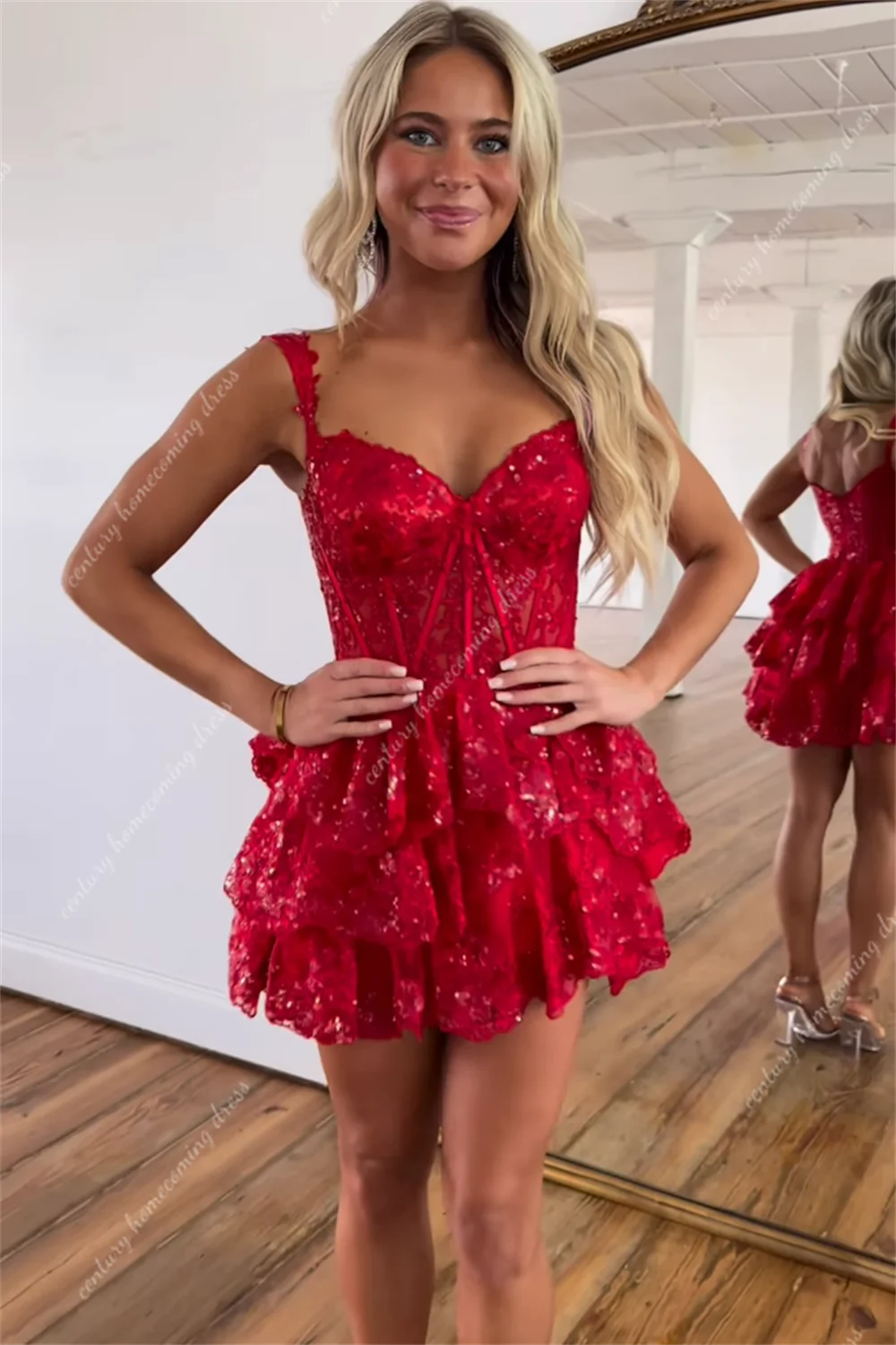 Aangepaste mini korte homecoming-jurk met pailletten, gelaagde cocktailjurk, mouwloze galajurken, damesjurken voor speciale evenementen