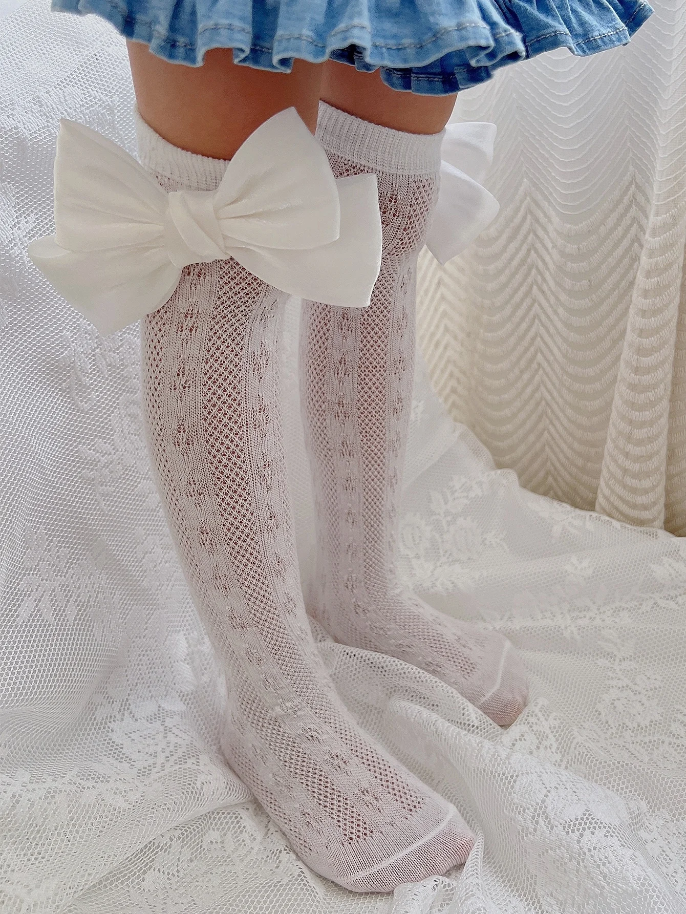 1 Pair of Girls' Netting Breathable Long Stockings with Satin Bows Decoration, Sweet and Cute Socks Suitable for Girls' Daily Wear