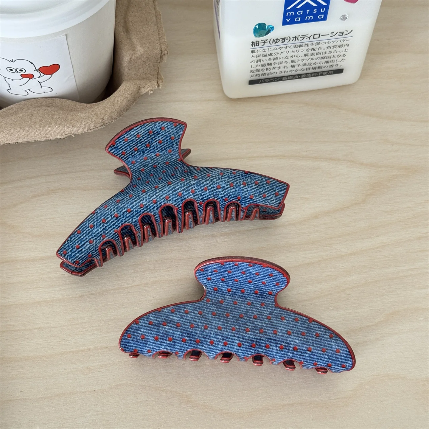 

NEW French Retro Red Dot Denim Color Hair Claw Acrylic Claw Clips Autumn Trendy Hair Clips for Women Girls INS Hair Accessories