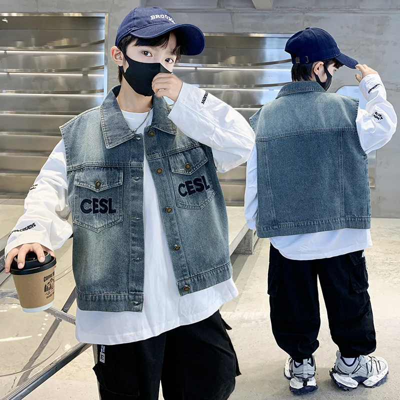 

New Arrival Children's Vintage Blue Denim Vest For Teen Boys Casual Sleeveless Jacket With Front Pocket Kids Fashion Waistcoat