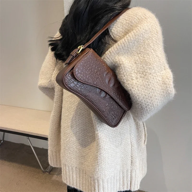 Vintage Pu Leather Crossbody Bags for Women 2023 Designer Females Small Flap Shoulder Underarm Bag Armpit Handbags and Purses