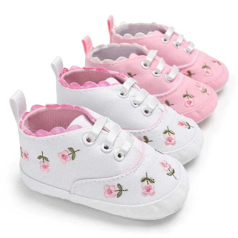 

Fashion canvas shoes for baby girls aged 1-18 months, embroidered flower soft soled baby walking shoes