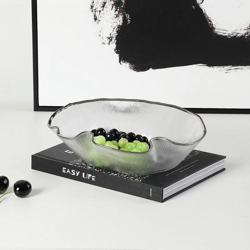 Moderne, luxuriöse, abstrakte Kunstglas-Obstschale mit silbernem Rand, Wohnzimmer-Esstisch-Bartisch, hochwertiges Wohnaccessoire
