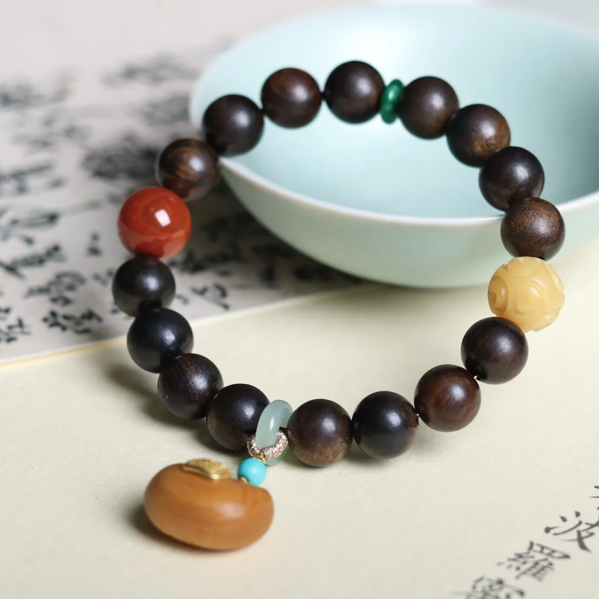 Agarwood Sandalwood Buddhist Sutra South Red Agate Chinese Style Bracelets for Women Gifts