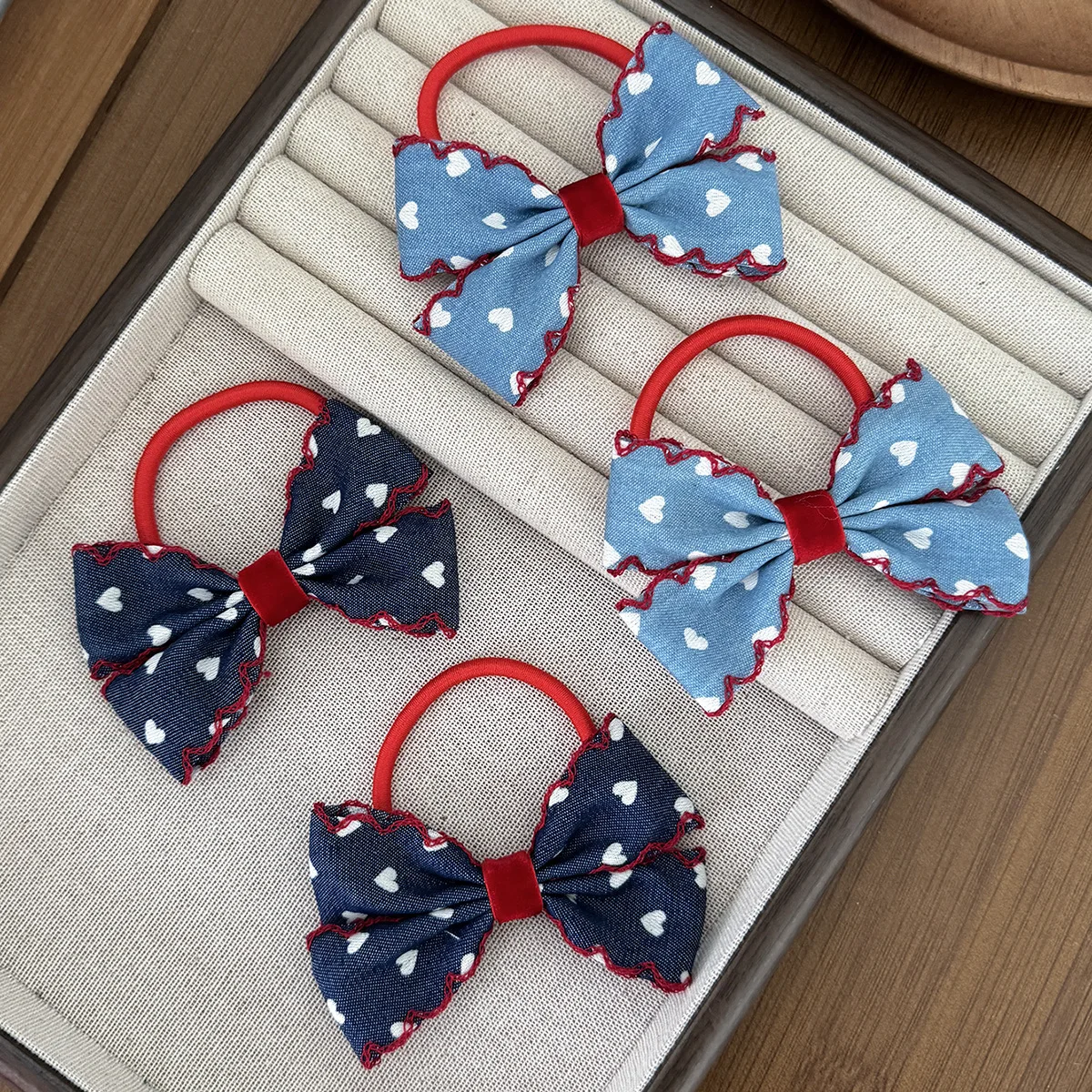 

4 шт., джинсовая повязка для волос с бантом в корейском стиле для девочек, резинка с принтом сердца, праздничная веревка для волос, детский зажим с бантом, головные уборы на Новый год