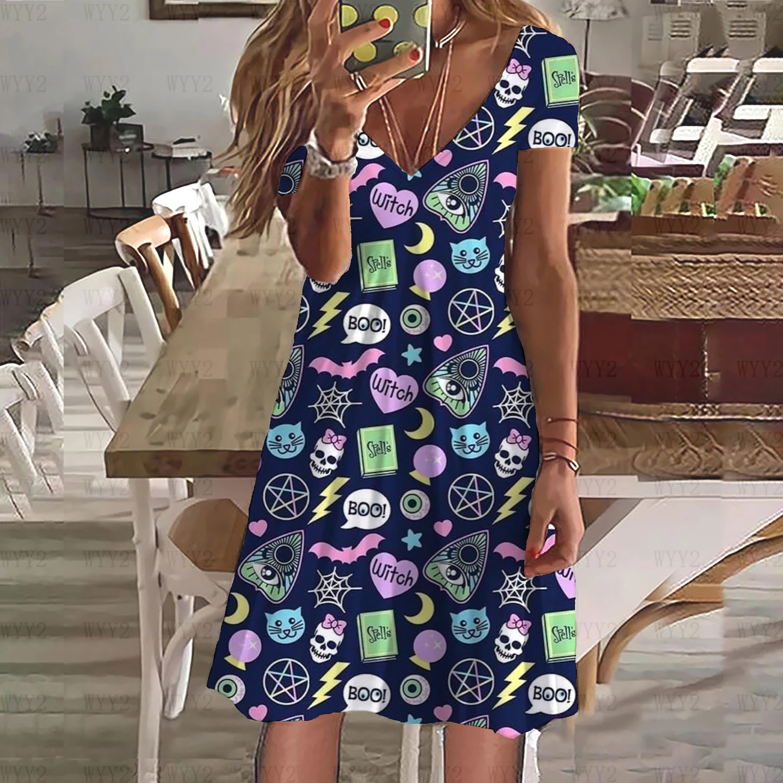 ชุดเดรสผู้หญิงใหม่ ชุดลำลองฤดูร้อน ชุดเดรสชายหาด ลายพิมพ์แจ็คและแซลลี่จากเรื่อง The Nightmare Before Christmas เสื้อยืดคอวี