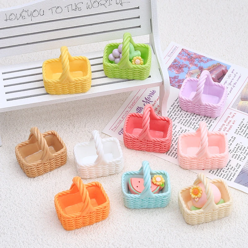 1PC Random Dollhouse Colorful Basket Accessories Cream Handmade Hairpin Decoration Accessories