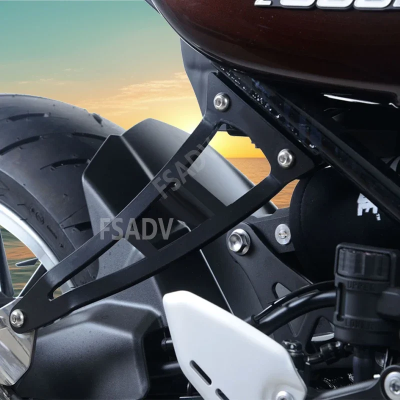 Aluminium-Motorrad-Auspuffhalterung, Schalldämpfer-Stütze, Nachrüstzubehör für Kawasaki Z900RS Z900 RS Z 900RS 2018-2023