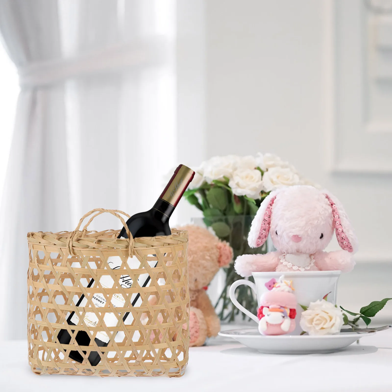 

1Pcs Tea Snack Storage Basket Hand Woven Bamboo Design Large Capacity Portable Picnic Basket for Outdoor Holiday Use Home