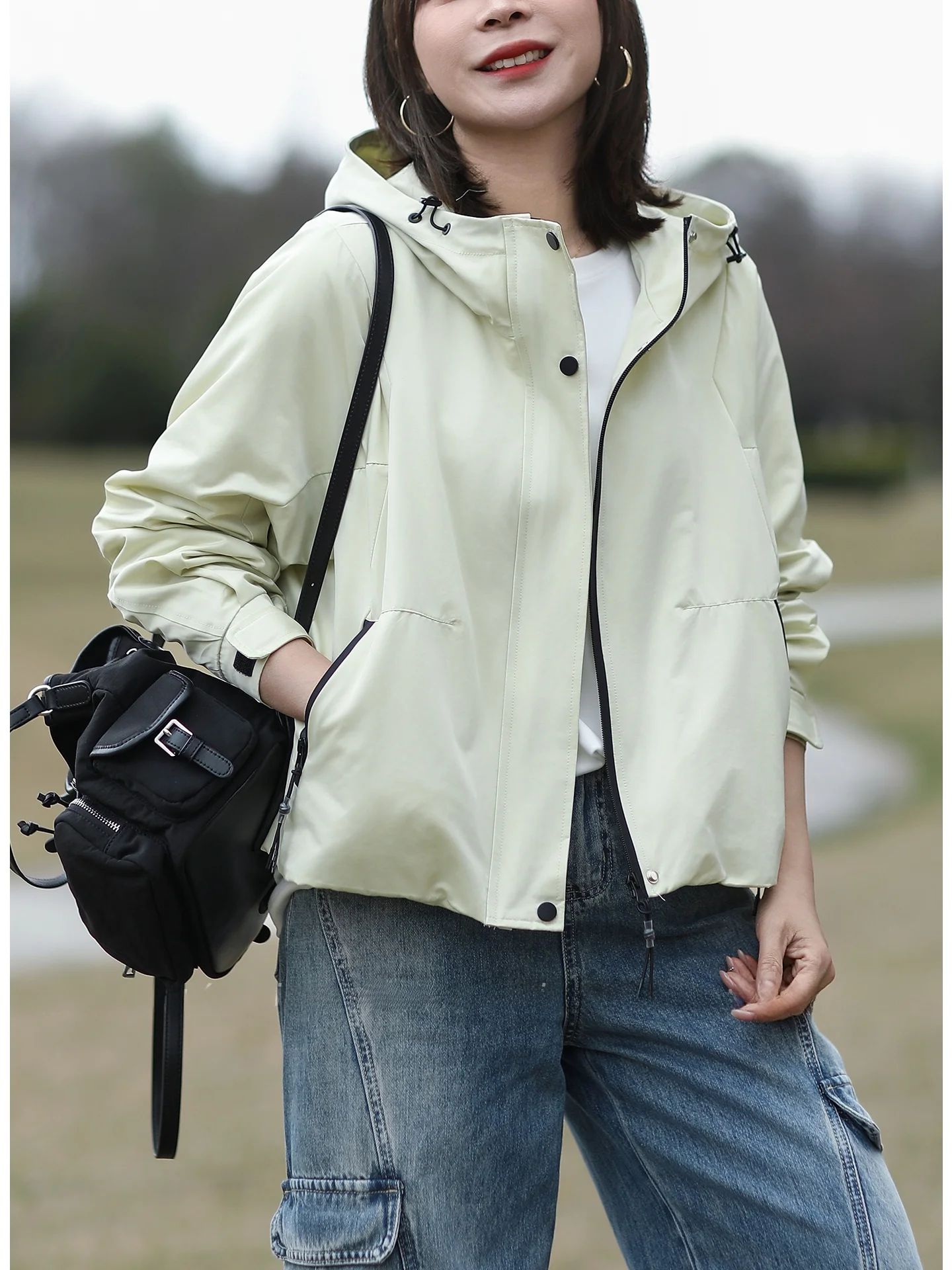 

Tree Also Original Design Short Casual Loose Women's Jacket with Hat Spring 2026 Commute Style Long Sleeve Zipper Closure