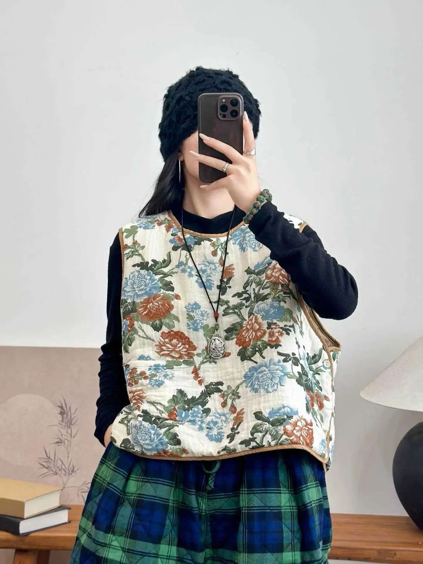 Gilet Ne ort rotondo in morbido cotone retrò Abbigliamento interno caldo Faionable Jaet da donna con fantasia floreale unica