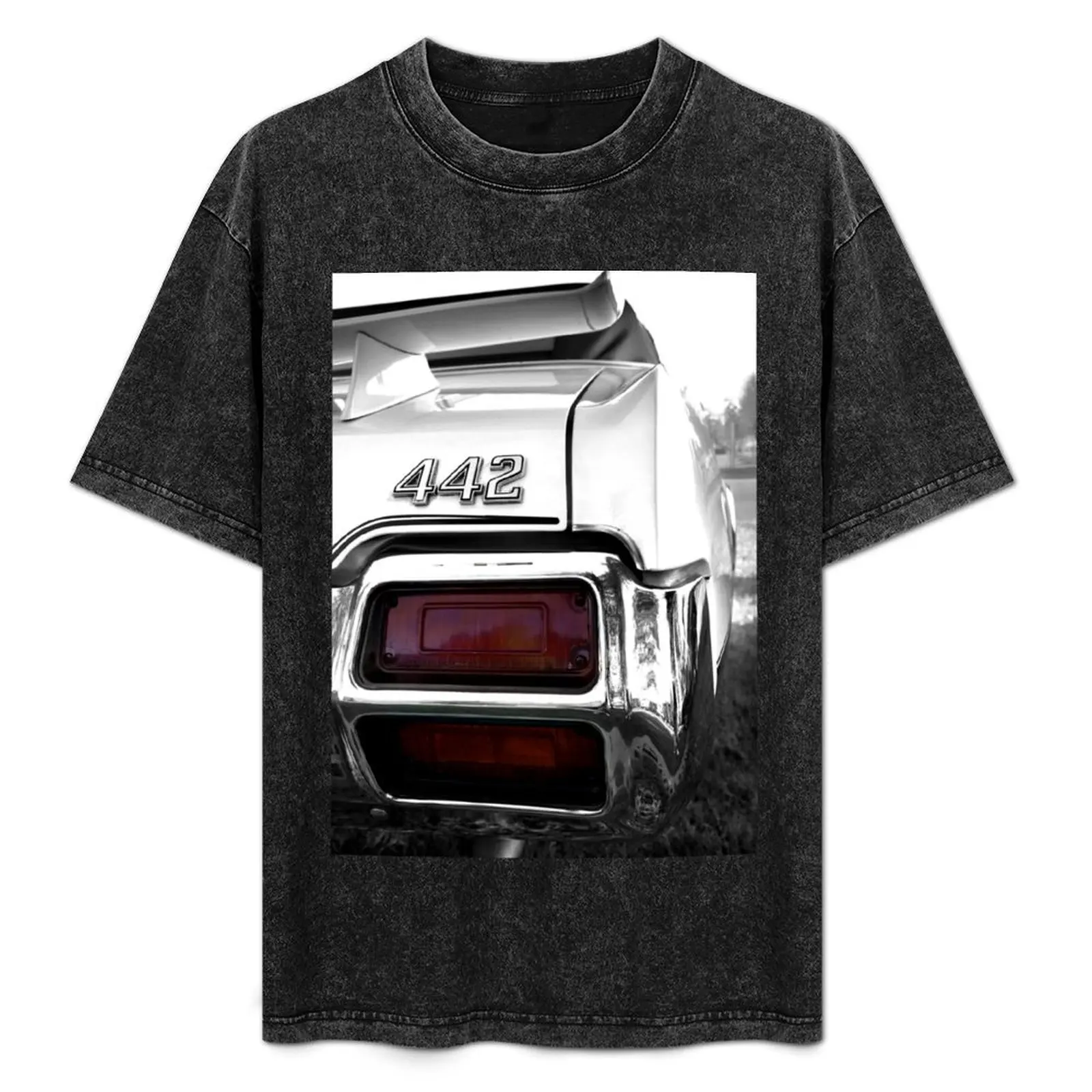 

1971 Oldsmobile 442 detail - High Contrast T-Shirt Lightweight Gym Training T-Shirt