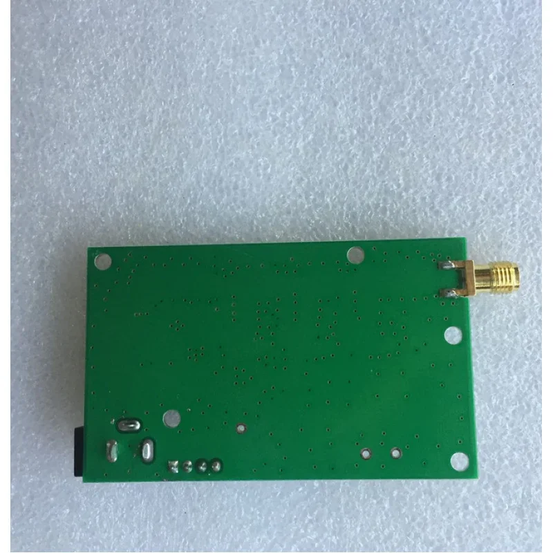 Noise Source Noise Source Simple Spectrum Tracking Source，DC12VPower Supply，