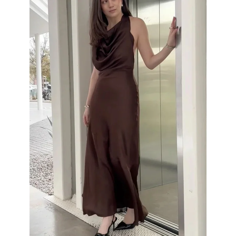 Summer Sexy Red Satin Pleated Maxi Dress Sleeveless Chic Women's Party Beach Dress High Street Style New Commuter Fashion