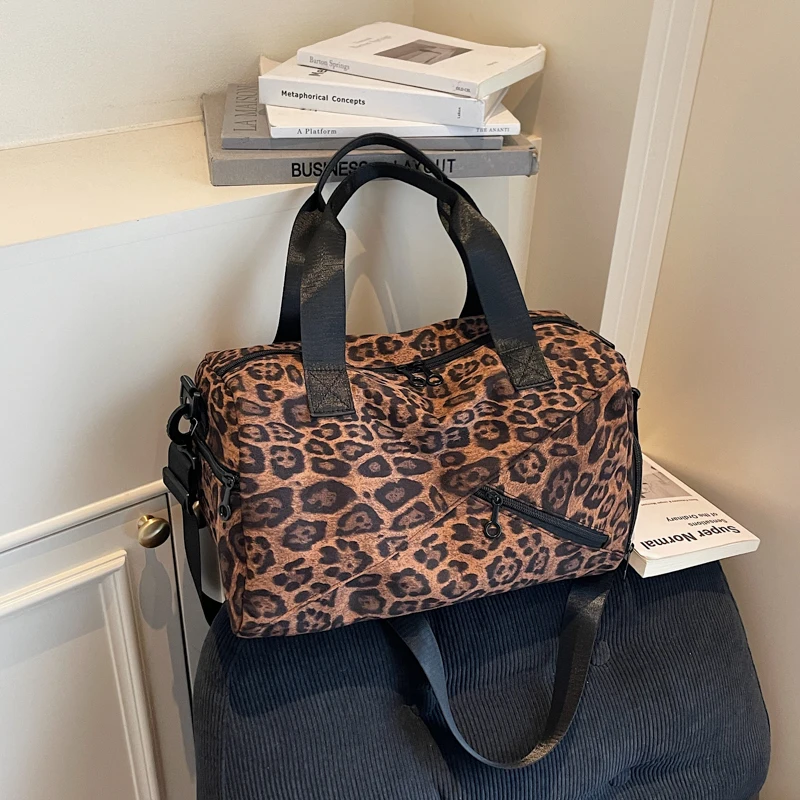 

Oxford Leopard Multifunctional Travel Tote Autumn Large Capacity Female Bags on Sale 2025 Fashion Commuting Portable Travel Bags