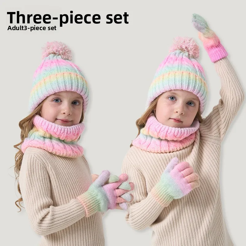 ¡Nuevo conjunto de 3 piezas para niños de estilo europeo y americano, forro polar cálido para otoño/invierno, lindo pompón, resistente al viento, esencial para salidas!
