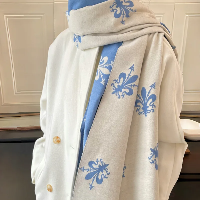 

Elegant Paisley Pattern Scarf Imitation Cashmere Soft Warm Versatile Shawl Coldproof Windproof Blanket Scarf for Autumn Winter