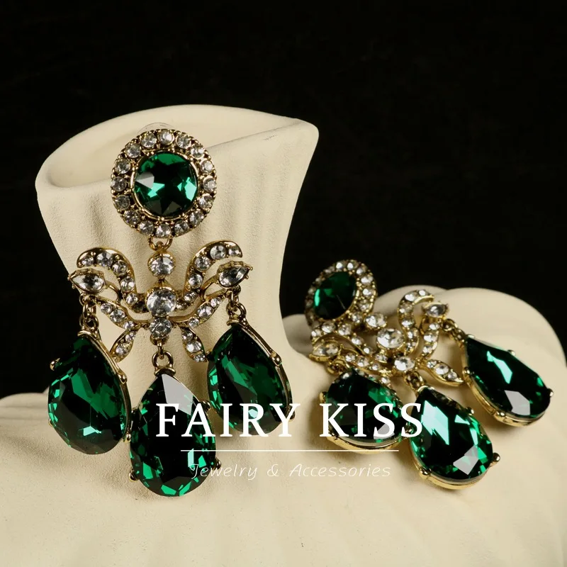 handcraft earrings retro gold-plated diamonds emerald palace-style stud earrings