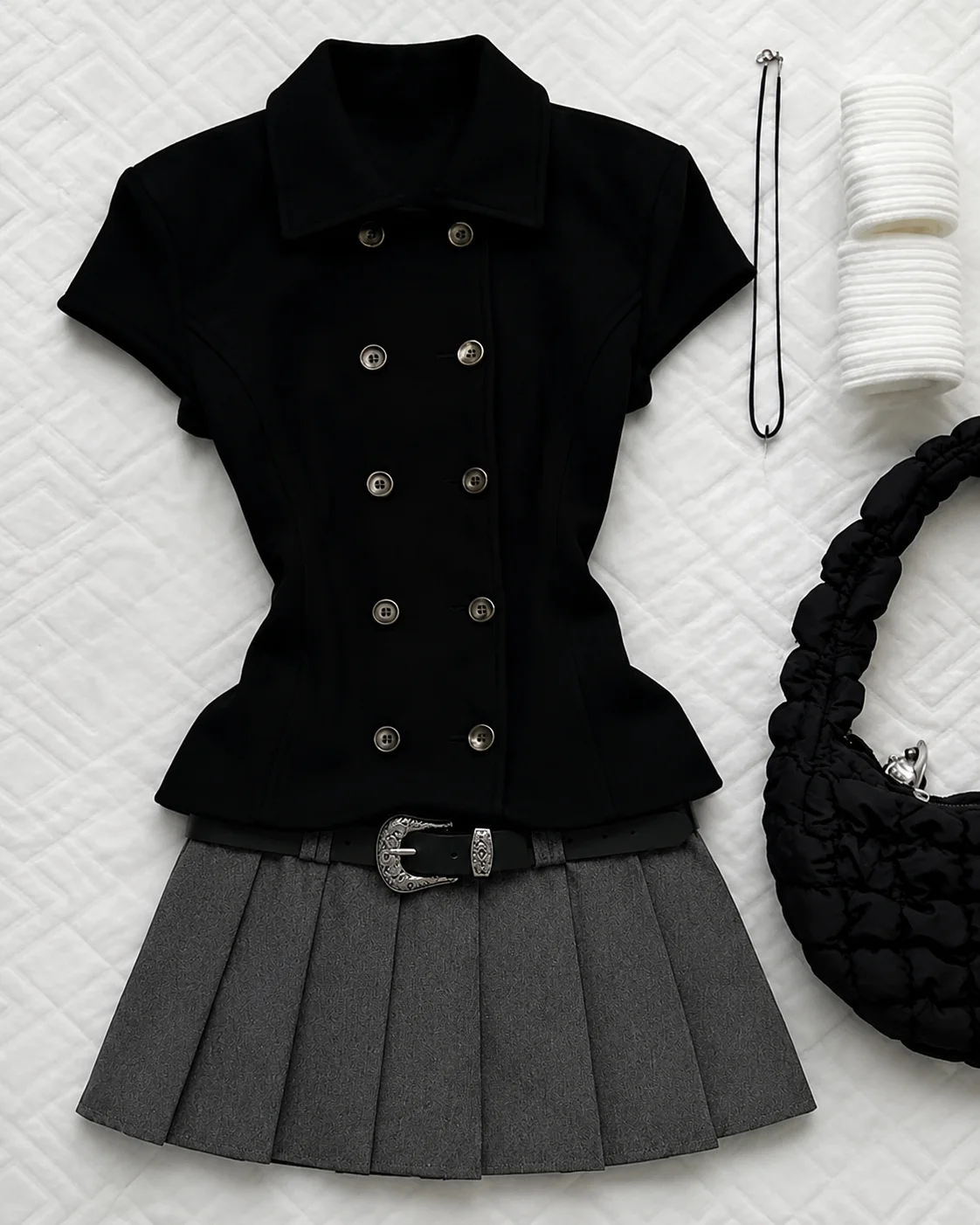 2026 Fall Retro Plaid Korean College Women Outfit Short Sleeve Blazer Blouse High Waist Pleated Skirt 2 Pieces Matching Suit image 3