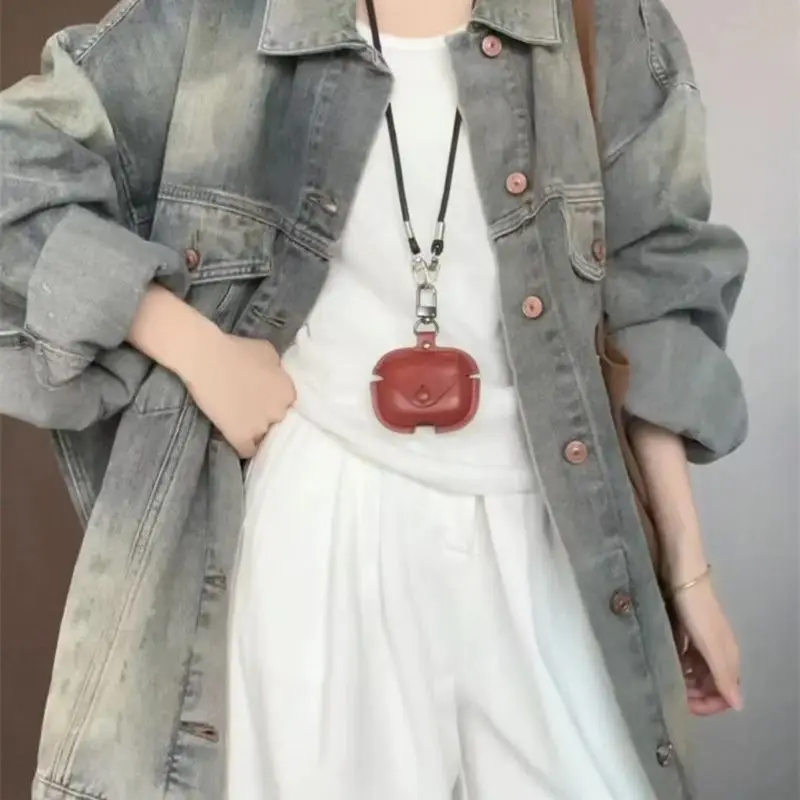 

Куртки женские с нечеткими манжетами короткие моющиеся для отпуска с начесом асимметрия бордовый университетский кампус принты матовый средний