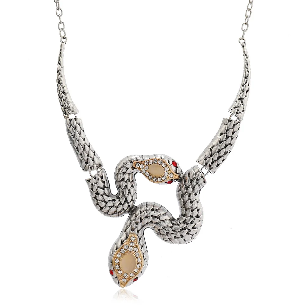 Europe and America Fine Carved Snake Scale Texture Red Eyed Zircon Snake Necklace UNISEX Happy Halloween Night Jewelry Necklace