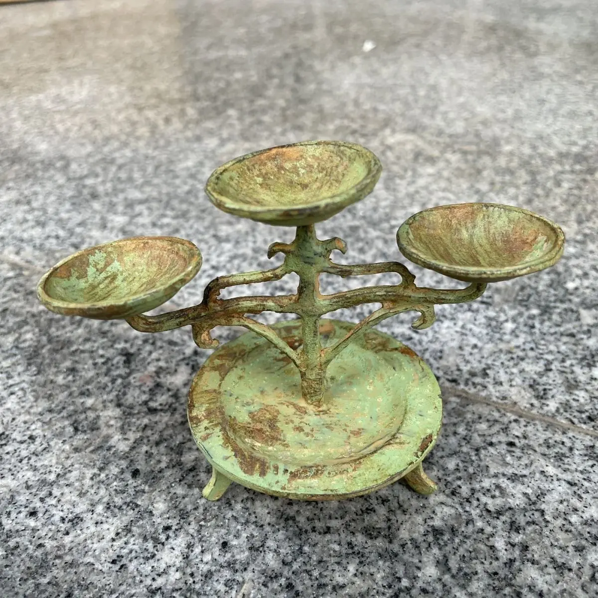 Antique and old alloy copper Warring States Period imitation bronze balance candlestick wax table ornament to make old objects B