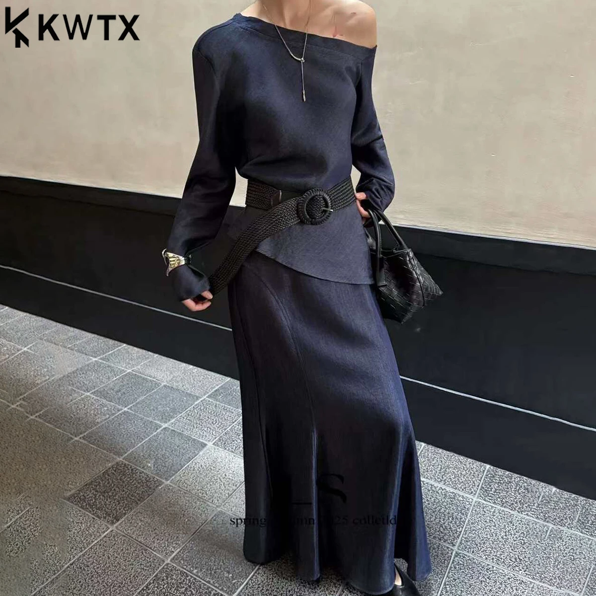 

KWTX Women’s Denim Jacket Slim Skirt 2 Piece Set 2025 Autumn Casual Minimalist High Neck Comfortable Elegant Premium Outerwear