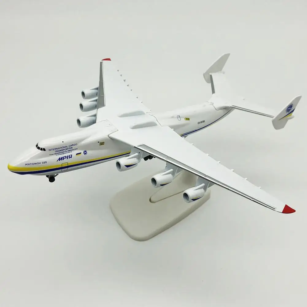 

20cm An225 Airplane Model Mriya Transport Aircraft Simulation Airplane Resin Plastic Replica Model Toy For Collection A8n5