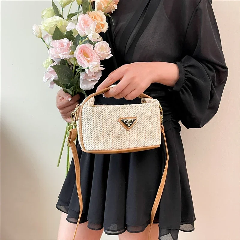 

‌2025 New Woven Shoulder Bag - Bohemian Crossbody Purse for Women, Lightweight Summer Straw Bag, Fashionable Pillow Shape Bag