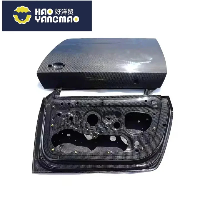 Applicable to UV-Protected Dry Carbon Fiber Car Door Panels Tailored2016-2019 TT MK3 8S Series​