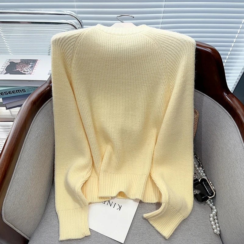 Top vendita cappotto maglione con bottoni colorati donna autunno e inverno nuovo design top corto sottile allentato