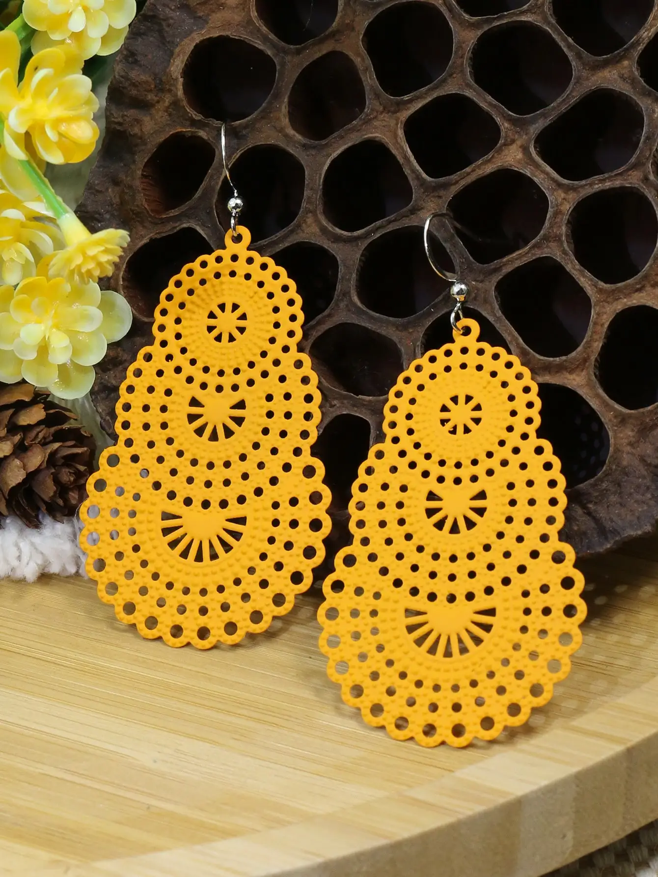 3 Pairs الملونة هندسية الجوف إسقاط أقراط للنساء عطلة البوهيمي المجوهرات التي يرجع تاريخها هدية