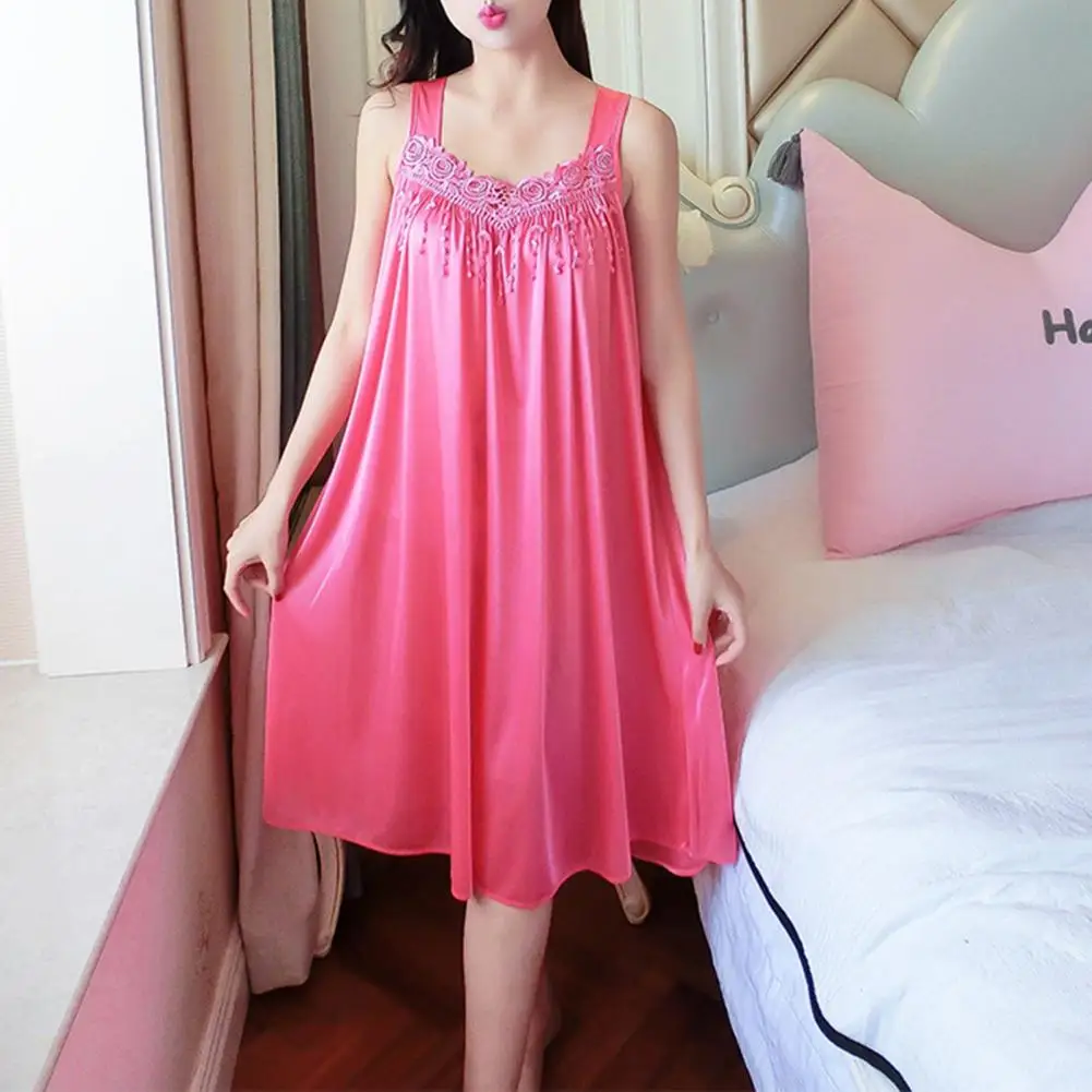 Trendy Lady Pajamas Comfortable Silky Flower Applique Wear-resistant Night Dress