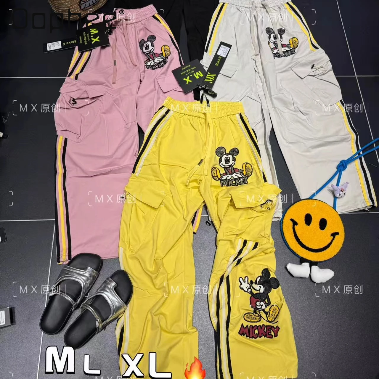 

Cartoon Print Cargo Pants for Women Loose Straight Casual Versatile Wide-Leg Pants Elastic Waist with Pockets Streetwear Women