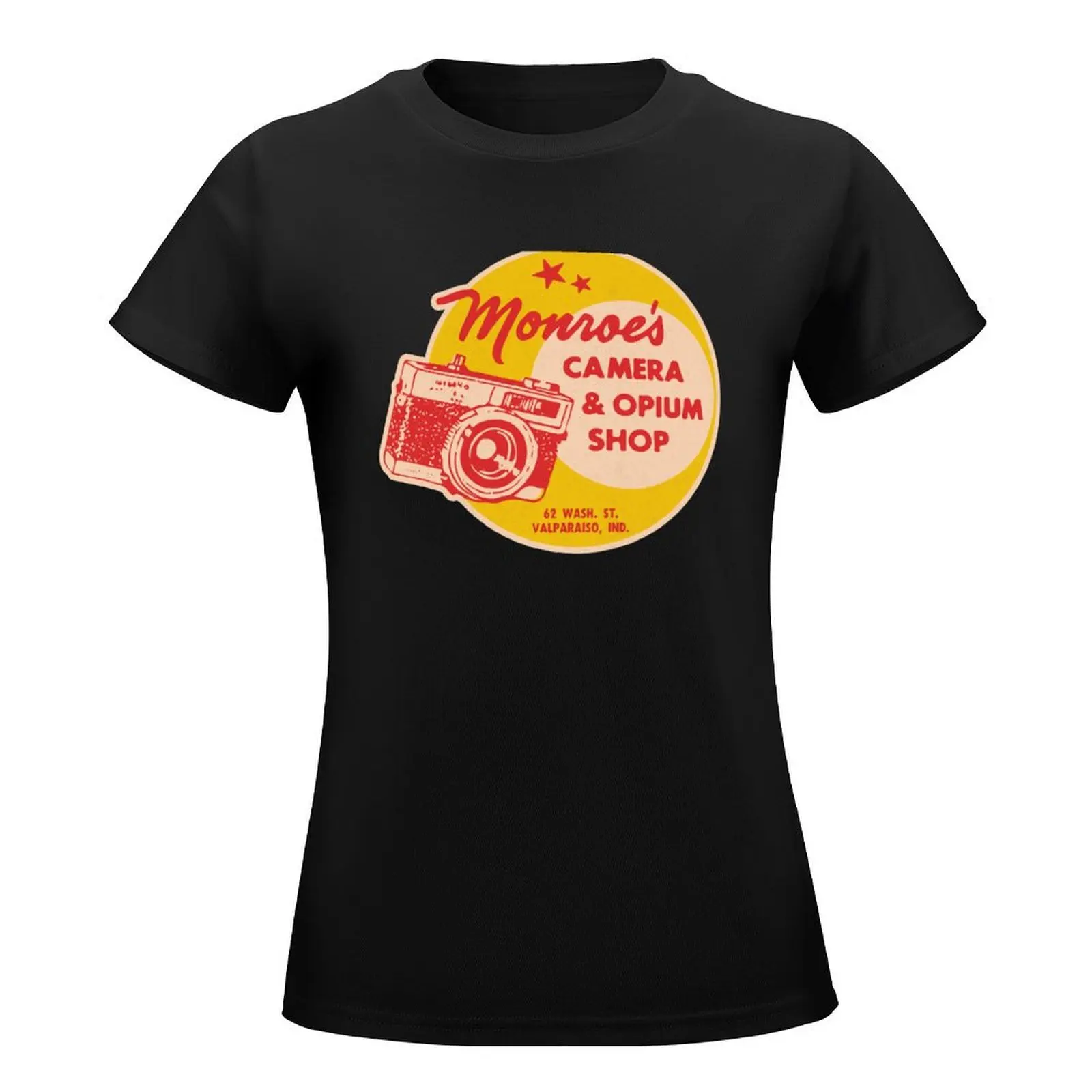 Vintage Camera Shop T-Shirt lady clothes Female clothing cropped t shirts for Women