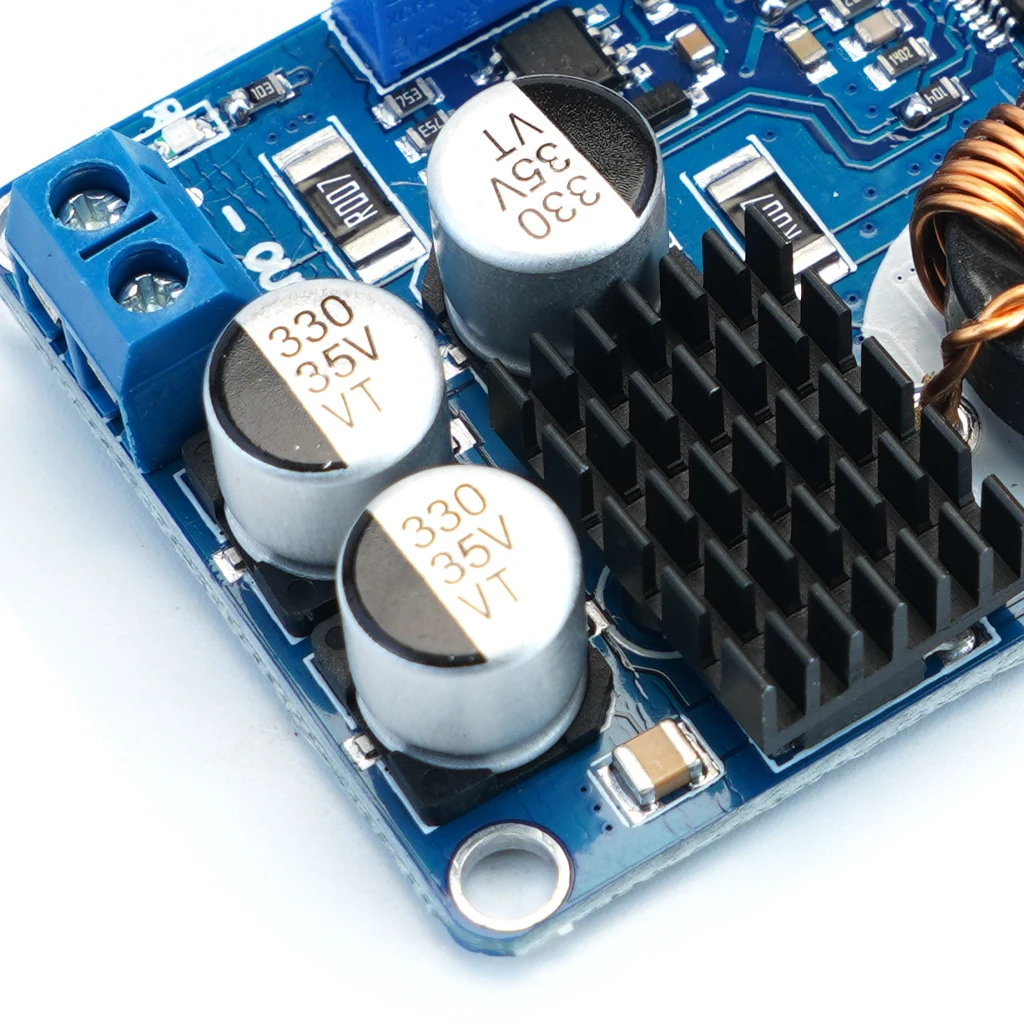 LTC3780 Chip Automatic Buck-Boost Power Module DC 5-32V to DC 1-30V Adjustable 8A 80W Voltage Regulator with CV/CC/UV Protection