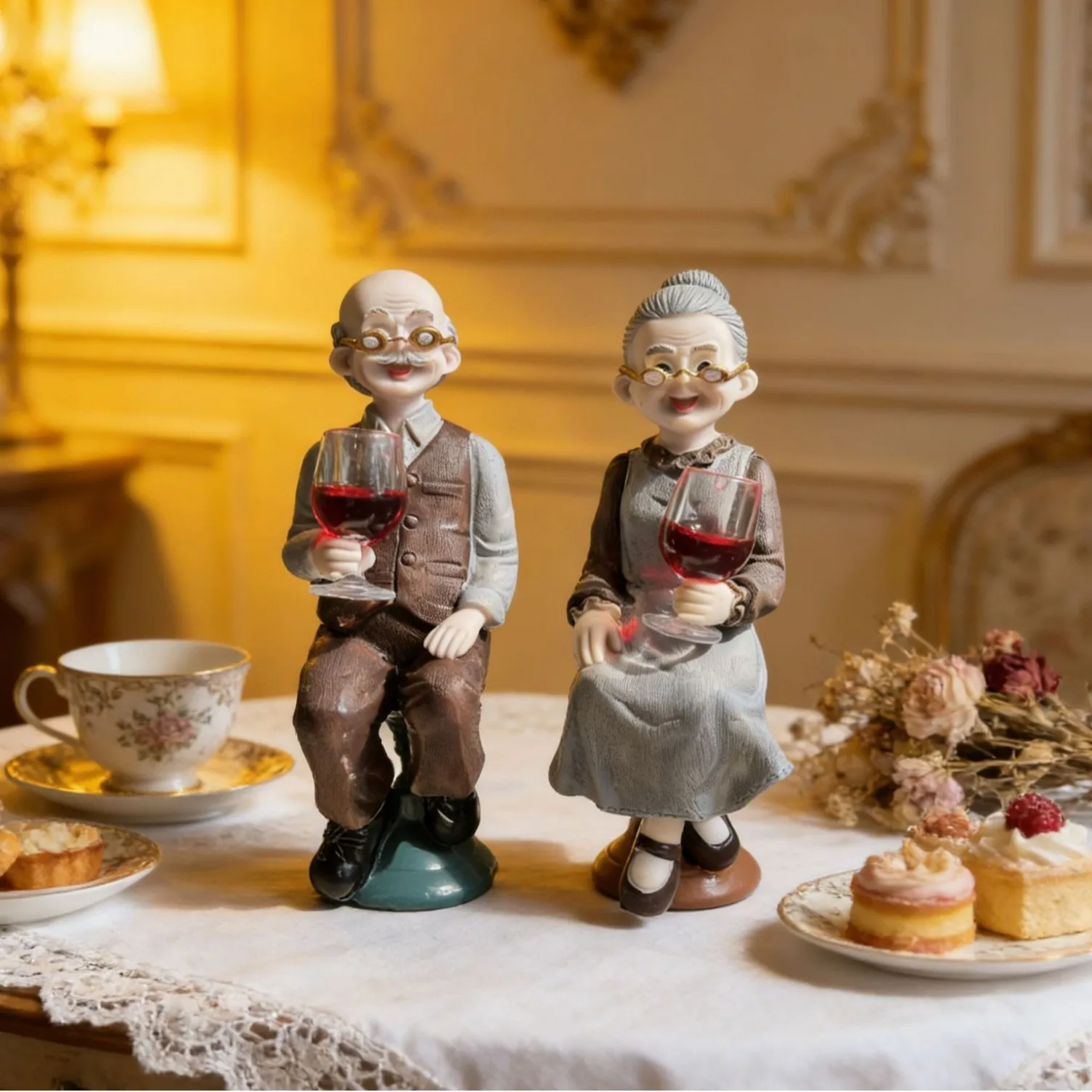 Creative Elderly Couple Resin - Resin Art Furniture recensie en prijs