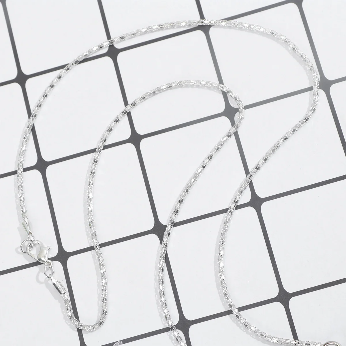 

Shape Vintage Pocket Watch Retro Quartz Kids Gift Alloy Timepiece For Children Portable Watch