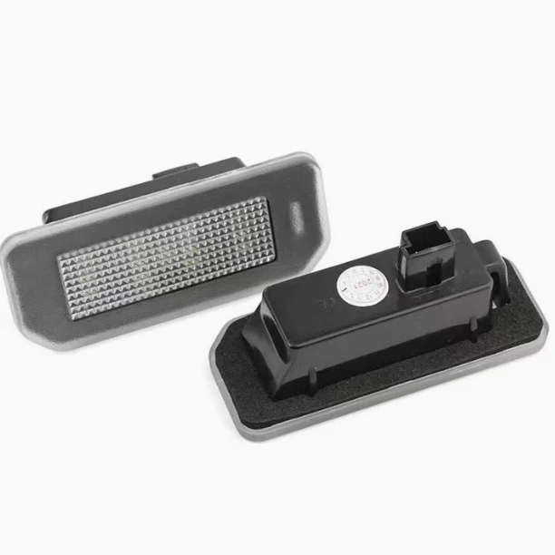 

Suitable for Tesla model 3/model Y back box tailgate license plate LED taillight